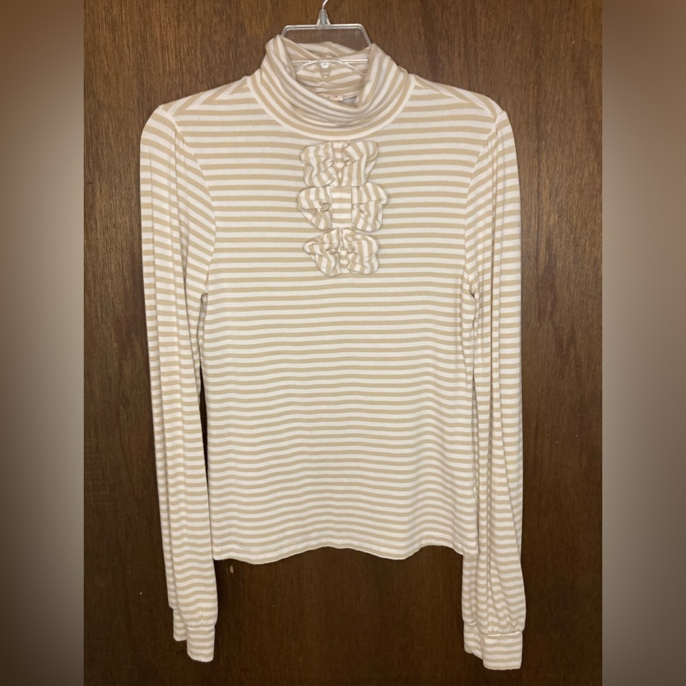 Little Yellow Button Taupe and White turtleneck